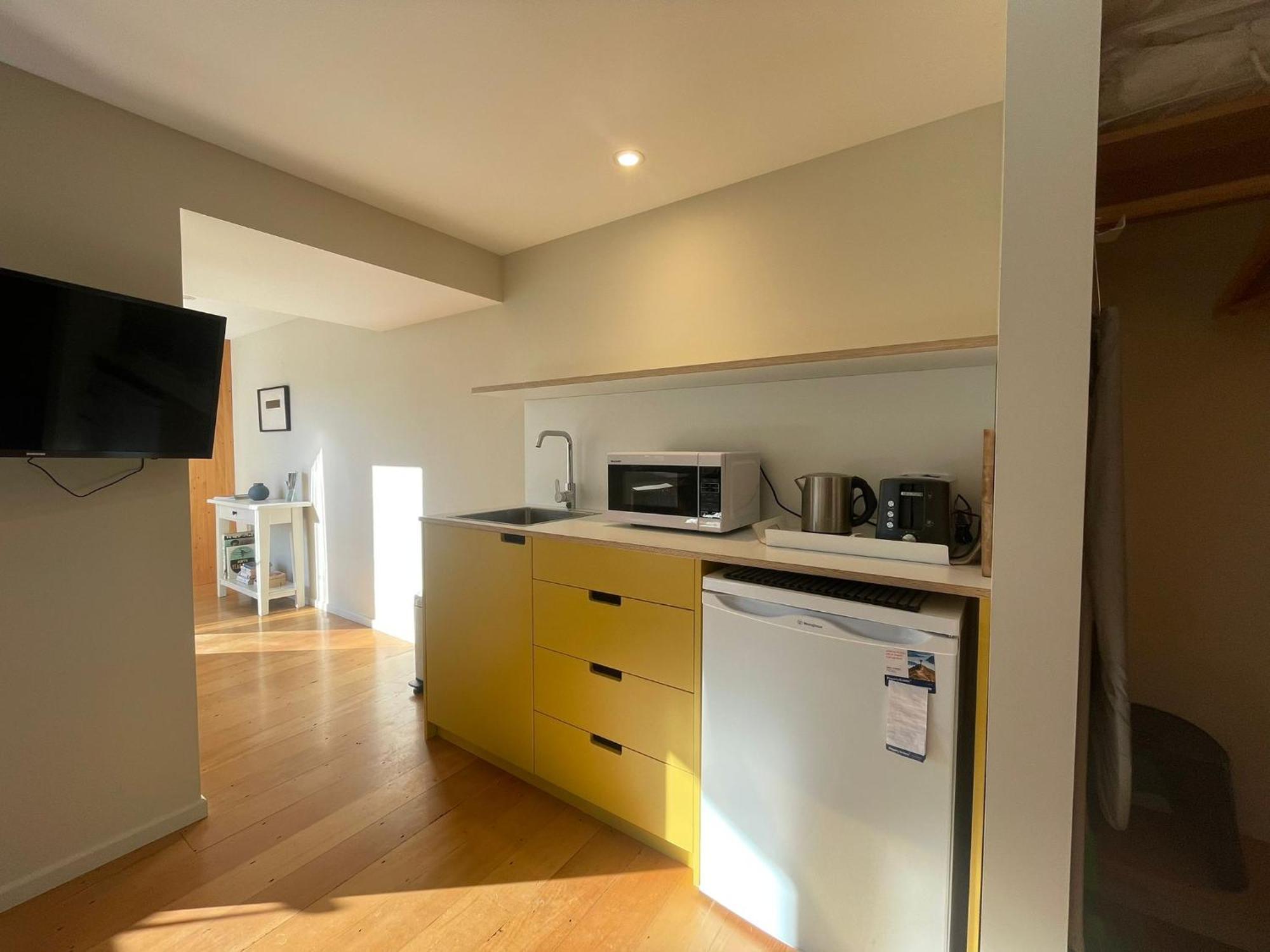 Kowhai Studio -Private Opposite Golf Course In Central Wanaka Luaran gambar