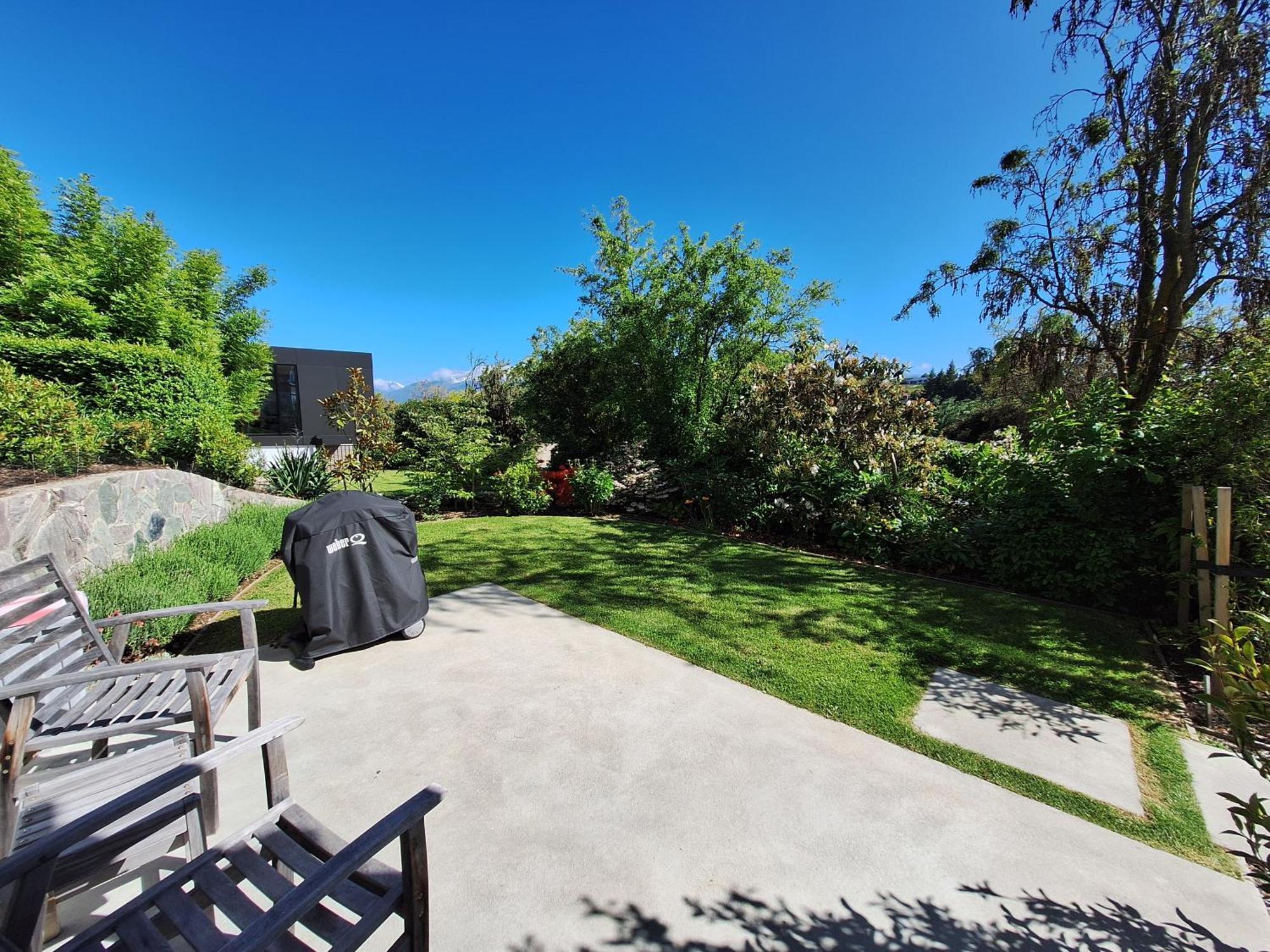 Kowhai Studio -Private Opposite Golf Course In Central Wanaka Luaran gambar
